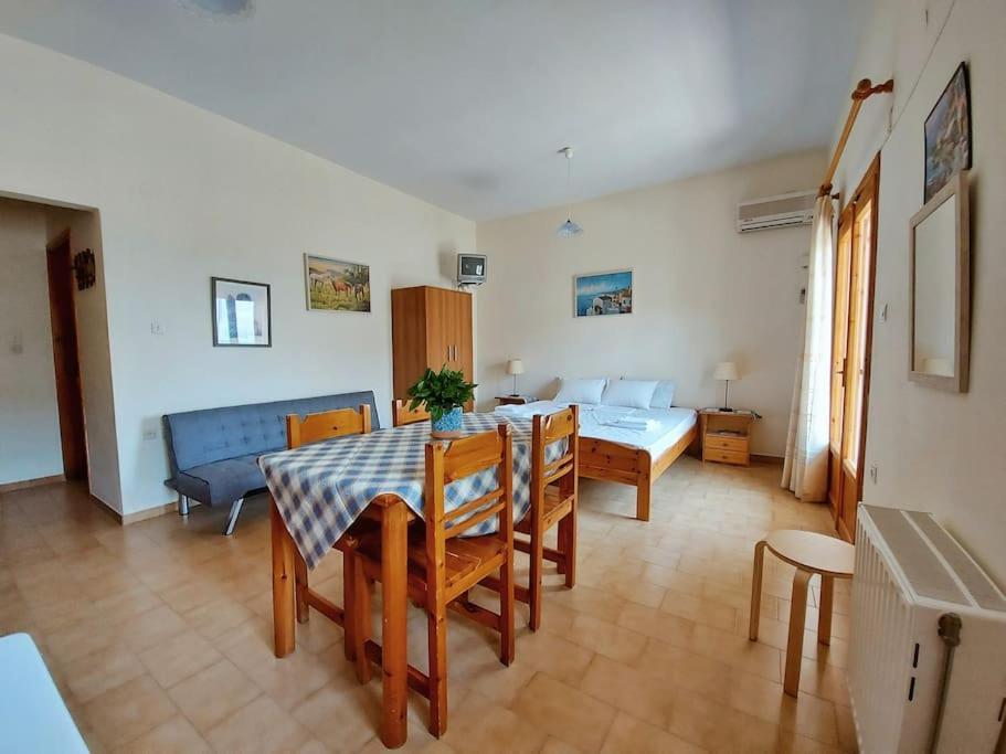 Selfcatering -Studio Helen No 7 Ксиропигадо Экстерьер фото