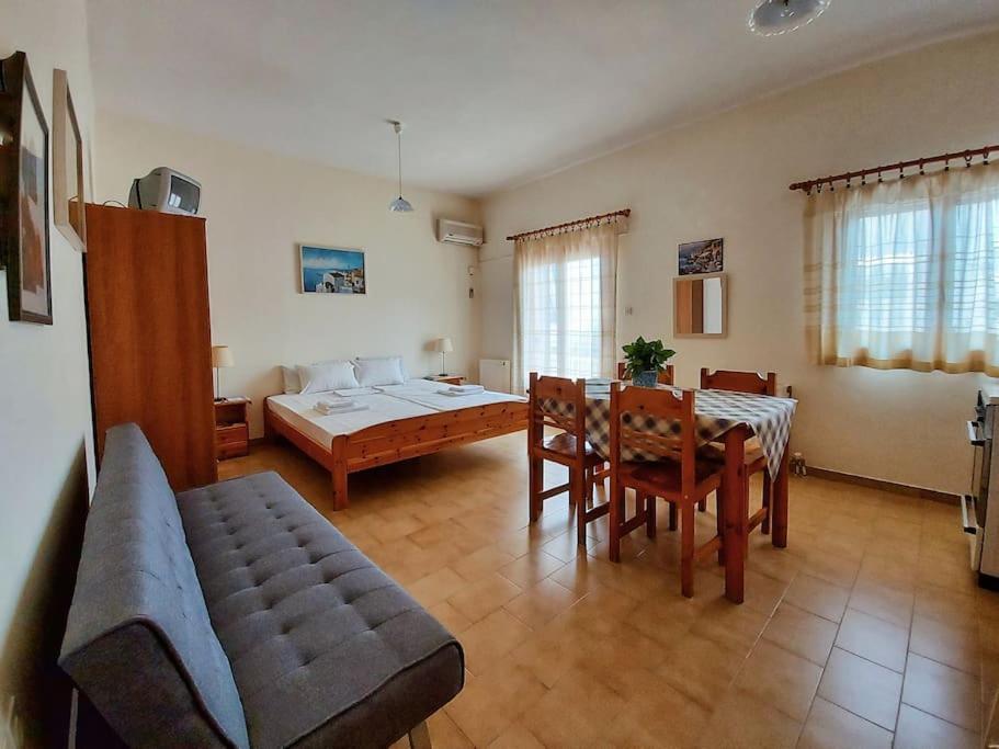 Selfcatering -Studio Helen No 7 Ксиропигадо Экстерьер фото